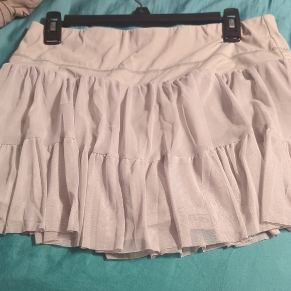 Elegant Sage Green Women's Skort - Picture 5 of 7